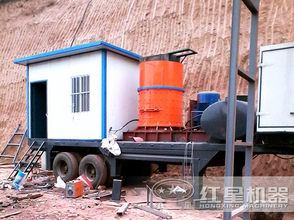 復(fù)合式破碎機(jī)生產(chǎn)現(xiàn)場(chǎng) 復(fù)合式破碎機(jī)生產(chǎn)現(xiàn)場(chǎng)