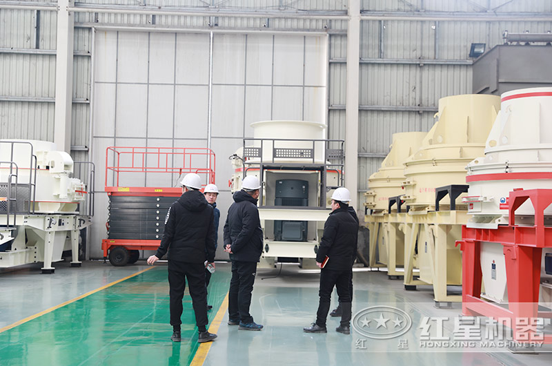 客戶來廠考察制砂機(jī)設(shè)備 客戶來廠考察制砂機(jī)設(shè)備