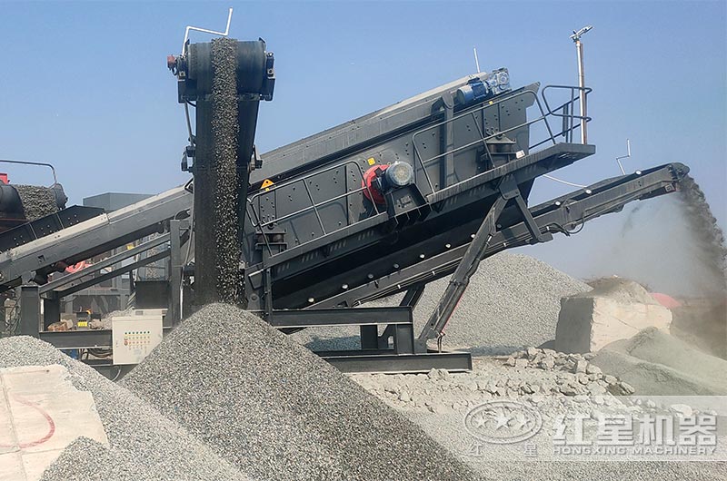 破碎制砂生產(chǎn)線現(xiàn)場 破碎制砂生產(chǎn)線現(xiàn)場