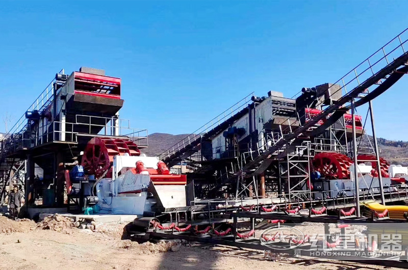 洗砂機(jī)現(xiàn)場(chǎng) 洗砂機(jī)現(xiàn)場(chǎng)