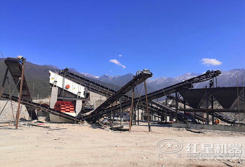 一臺(tái)水輪洗沙機(jī)客戶安裝現(xiàn)場(chǎng) 一臺(tái)水輪洗沙機(jī)客戶安裝現(xiàn)場(chǎng)