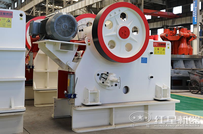 HDX德版連體顎式破碎機(jī) HDX德版連體顎式破碎機(jī)