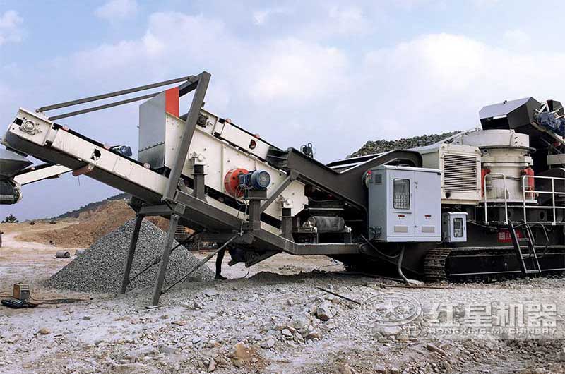 移動(dòng)式圓錐粉碎機(jī)現(xiàn)場(chǎng) 移動(dòng)式圓錐粉碎機(jī)現(xiàn)場(chǎng)