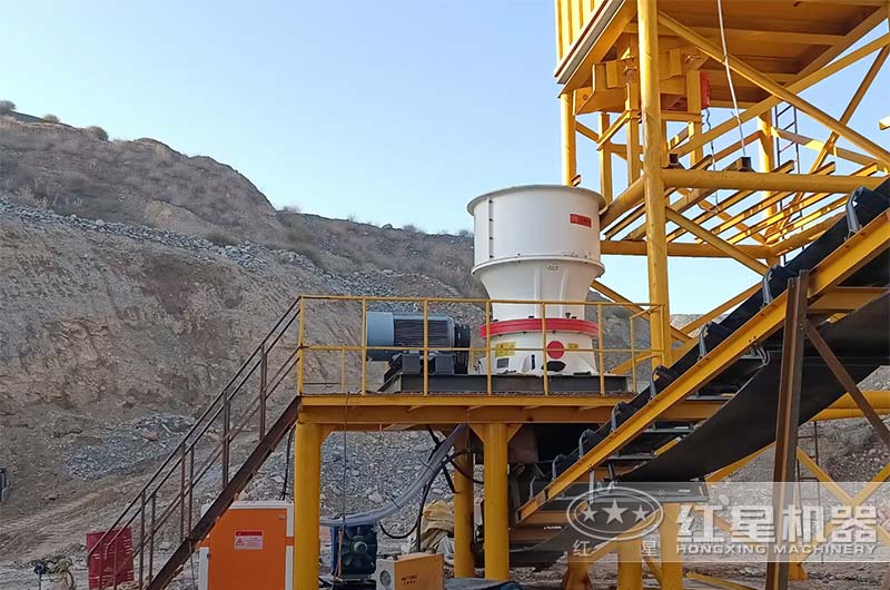 單缸圓錐破碎機(jī)現(xiàn)場(chǎng) 單缸圓錐破碎機(jī)現(xiàn)場(chǎng)