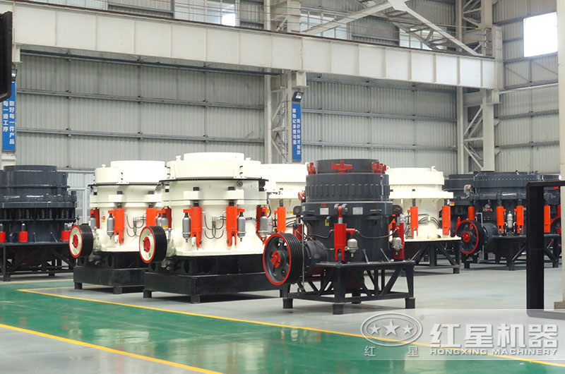 硅鐵圓錐破車間實(shí)拍 硅鐵圓錐破車間實(shí)拍