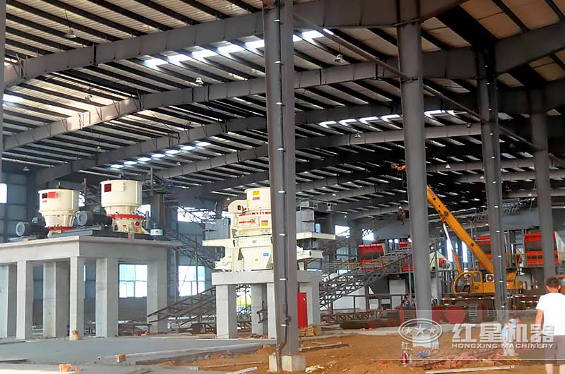 大型石子生產(chǎn)線現(xiàn)場 大型石子生產(chǎn)線現(xiàn)場