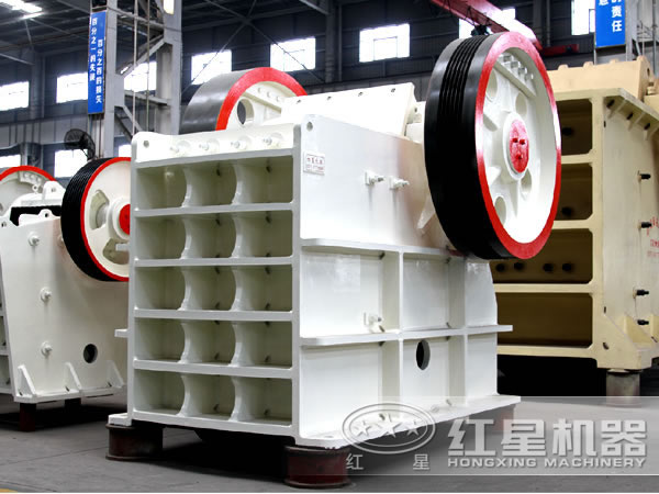 PE600×900鄂式破碎機(jī)展示 PE600×900鄂式破碎機(jī)展示