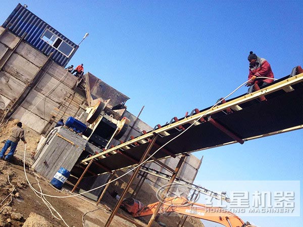 紅星鄂式破石機(jī)現(xiàn)場(chǎng) 紅星鄂式破石機(jī)現(xiàn)場(chǎng)