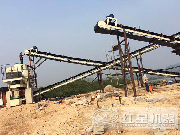 山石制砂機(jī)現(xiàn)場 山石制砂機(jī)現(xiàn)場