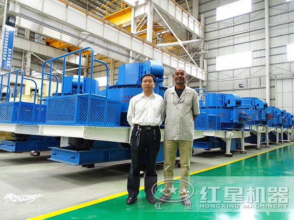 客戶到紅星機(jī)器參觀設(shè)備 客戶到紅星機(jī)器參觀設(shè)備