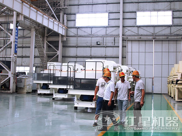 紅星機器設(shè)備生產(chǎn)廠家制砂機設(shè)備多樣 紅星機器設(shè)備生產(chǎn)廠家制砂機設(shè)備多樣