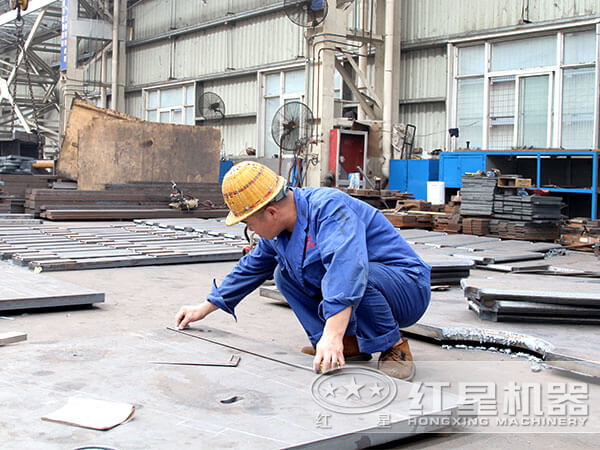 紅星制砂機(jī)設(shè)備生產(chǎn)廠家技術(shù)人員 紅星制砂機(jī)設(shè)備生產(chǎn)廠家技術(shù)人員