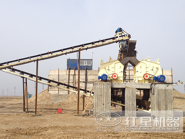 1320型號反擊破生產(chǎn)現(xiàn)場實拍 1320型號反擊破生產(chǎn)現(xiàn)場實拍