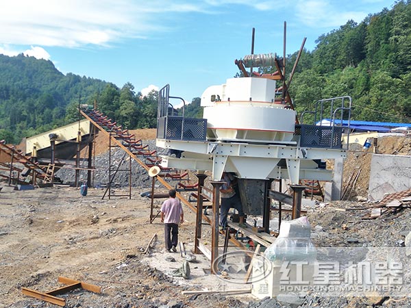 紅星花崗巖制砂機(jī)用戶現(xiàn)場安裝