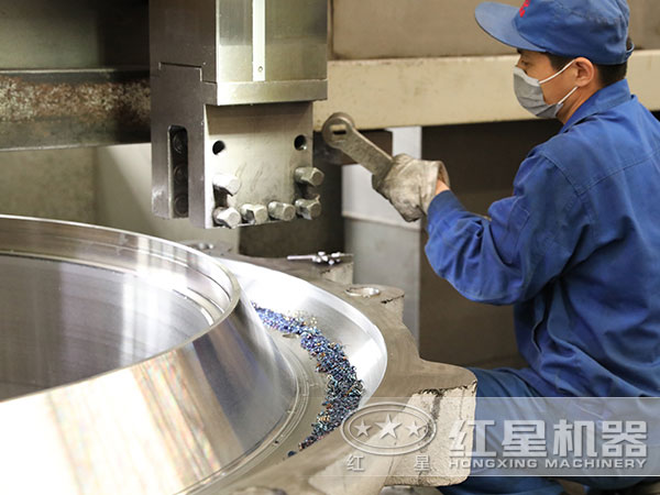 打砂機工人作業(yè)