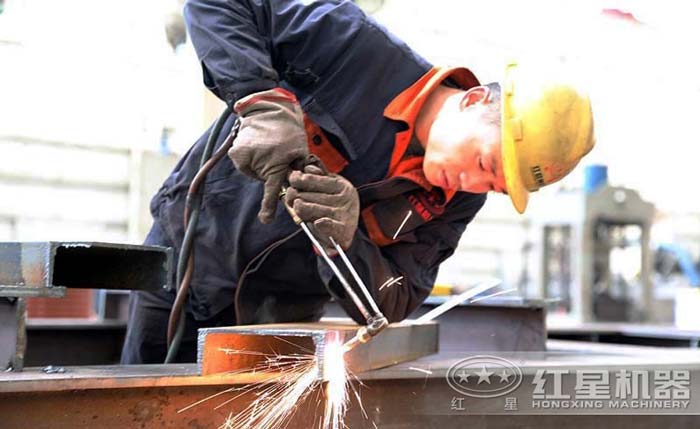 紅星機器制砂機鑄造車間 紅星機器制砂機鑄造車間
