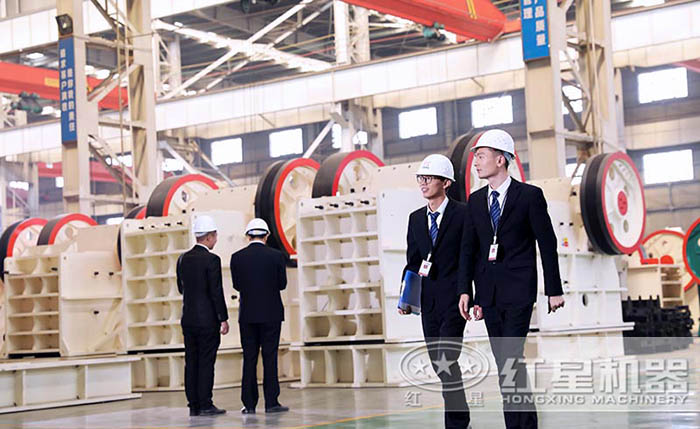 紅星技術(shù)人員車間設備檢測 紅星技術(shù)人員車間設備檢測