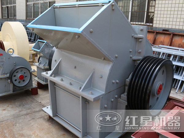 PC-400×300錘式破碎機設(shè)備展示