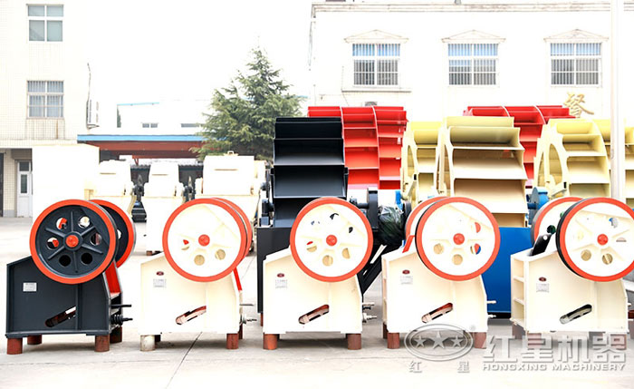 小型碎石子機(jī)器廠家展示圖 小型碎石子機(jī)器廠家展示圖