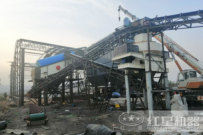 環(huán)保型鵝卵石制砂機(jī)作業(yè)現(xiàn)場(chǎng) 環(huán)保型鵝卵石制砂機(jī)作業(yè)現(xiàn)場(chǎng)