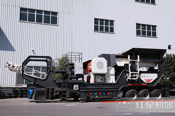 移動青石破碎機(jī) 移動青石破碎機(jī)