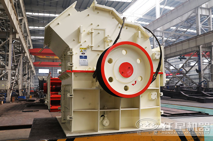 細(xì)碎機(jī)鑄造車間 細(xì)碎機(jī)鑄造車間