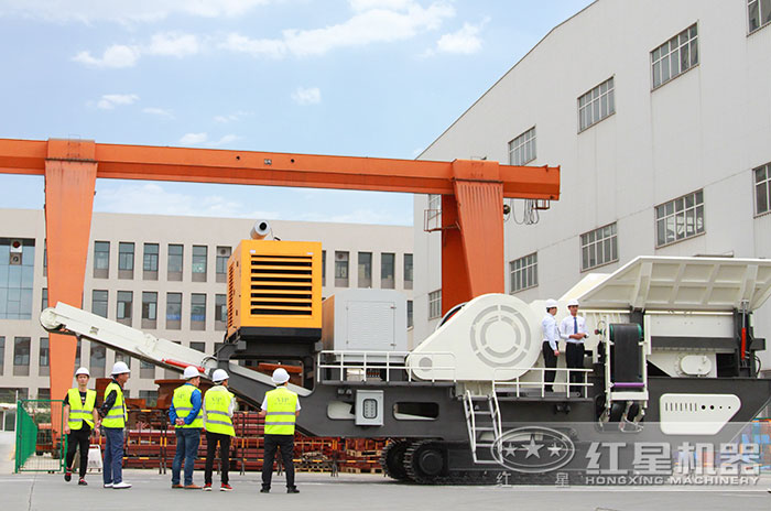 客戶到紅星機器現(xiàn)場考察設(shè)備 客戶到紅星機器現(xiàn)場考察設(shè)備