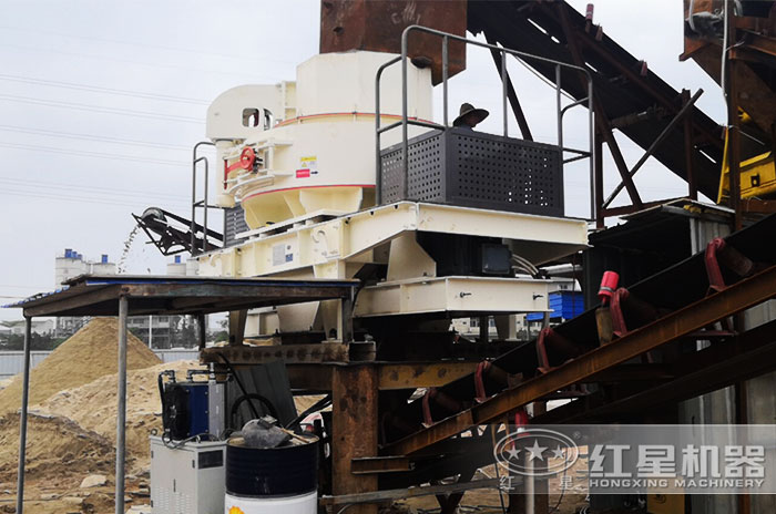 制砂加工現(xiàn)場 制砂加工現(xiàn)場