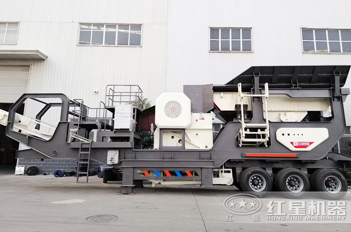 破碎一臺(tái)移動(dòng)車