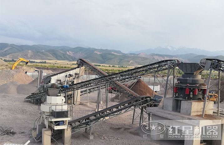 中型砂石企業(yè)加工現(xiàn)場展示 中型砂石企業(yè)加工現(xiàn)場展示