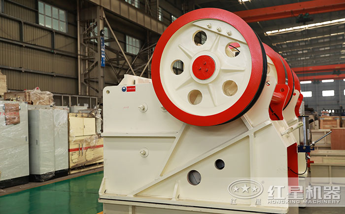 大型顎式破碎機(jī)廠家直銷價(jià)格更優(yōu)惠