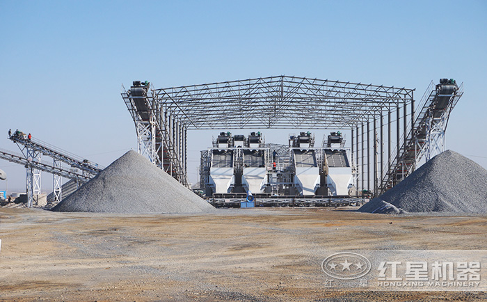 碎石機(jī)生產(chǎn)加工現(xiàn)場(chǎng) 碎石機(jī)生產(chǎn)加工現(xiàn)場(chǎng)