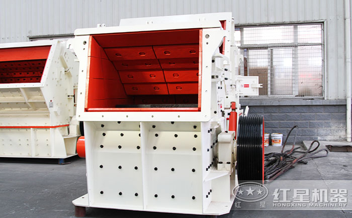 CI反擊式破碎機的第三反擊架出料粒型更好