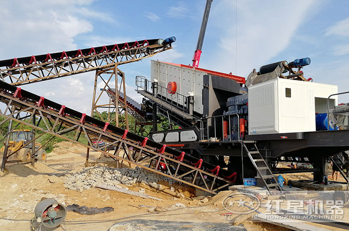 流動(dòng)石子加工機(jī)生產(chǎn)現(xiàn)場