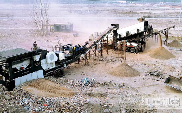 移動(dòng)石子破碎生產(chǎn)線加工現(xiàn)場(chǎng)展示 移動(dòng)石子破碎生產(chǎn)線加工現(xiàn)場(chǎng)展示