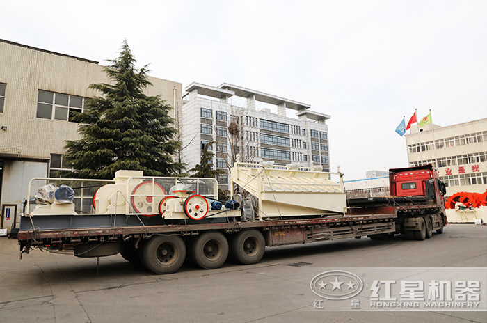 對輥式打沙機(jī)廠區(qū)現(xiàn)貨直發(fā)