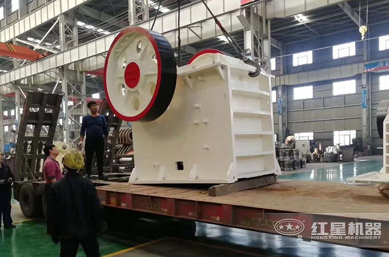 顎式碎石機(jī) 顎式碎石機(jī)