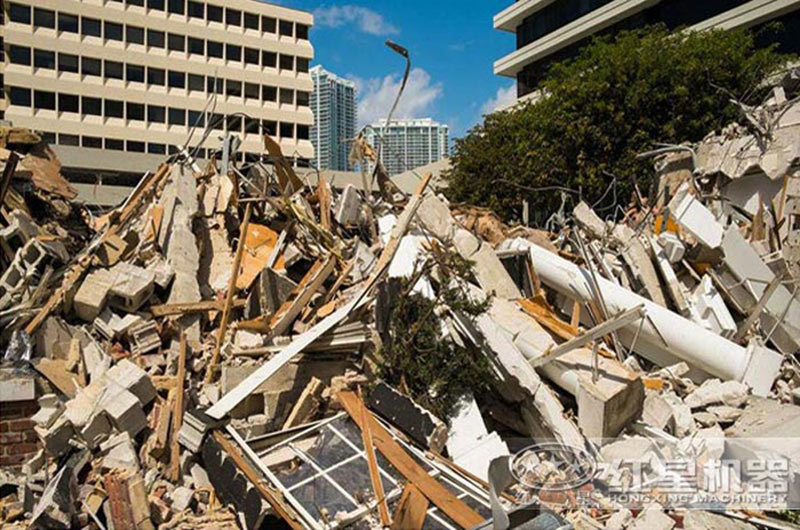 建筑垃圾堆積現(xiàn)場(chǎng) 建筑垃圾堆積現(xiàn)場(chǎng)