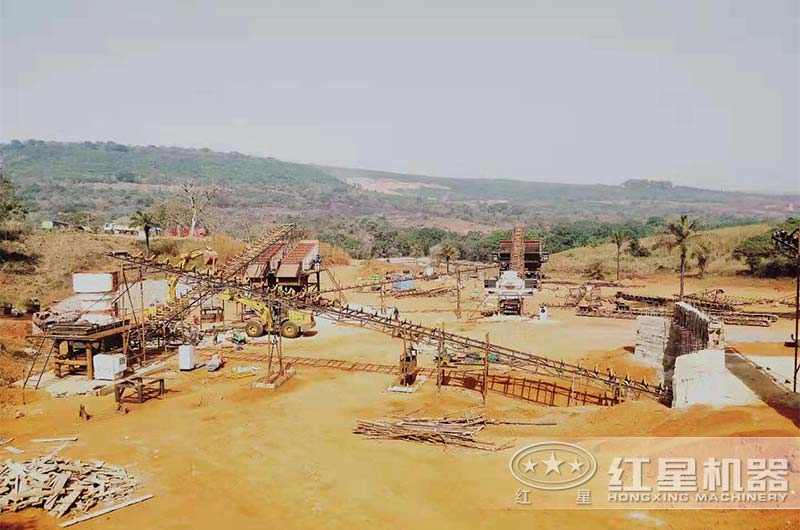 砂石同出制砂生產(chǎn)線現(xiàn)場(chǎng) 砂石同出制砂生產(chǎn)線現(xiàn)場(chǎng)