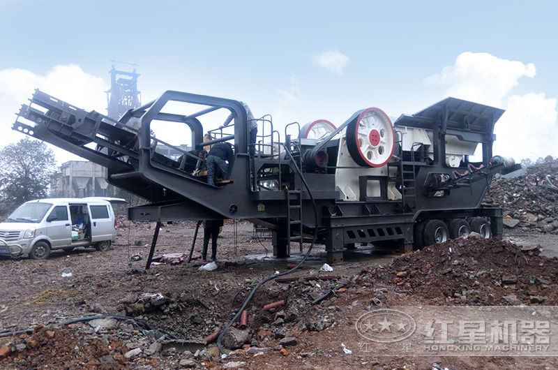 移動(dòng)破碎機(jī)現(xiàn)場(chǎng)無需基建無需安裝 移動(dòng)破碎機(jī)現(xiàn)場(chǎng)無需基建無需安裝