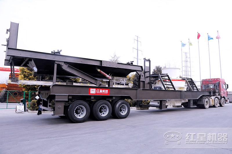 移動制砂機(jī)發(fā)貨現(xiàn)場——市場需求大 移動制砂機(jī)發(fā)貨現(xiàn)場——市場需求大