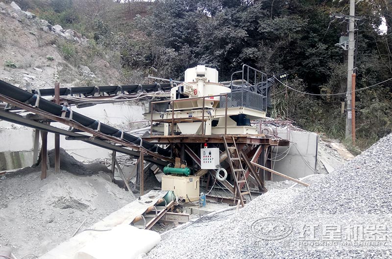 石英石制砂機(jī)設(shè)備生產(chǎn)現(xiàn)場(chǎng) 石英石制砂機(jī)設(shè)備生產(chǎn)現(xiàn)場(chǎng)