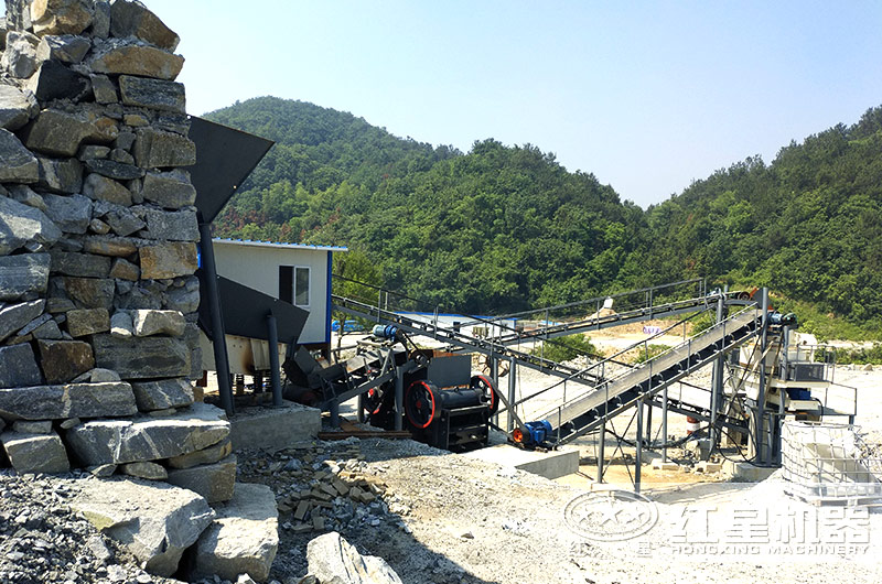 固定式建筑垃圾破碎現(xiàn)場(chǎng) 固定式建筑垃圾破碎現(xiàn)場(chǎng)