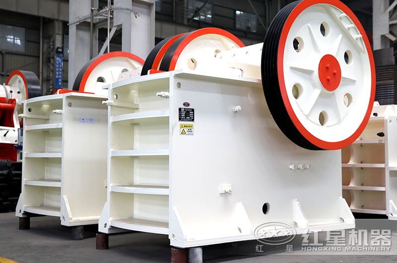 細顎破碎機250×1200型圖片展示