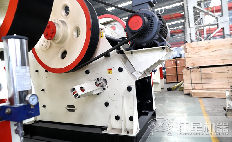 顎式破碎機(jī) 顎式破碎機(jī)